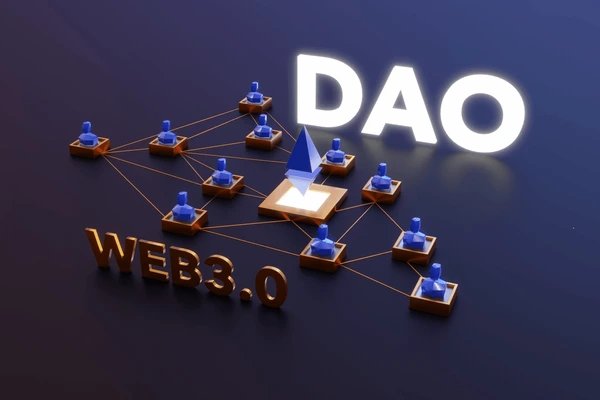 The DAO Revolution: A Beginner’s Guide to the Future of Organizations | Credits: Shutterstock