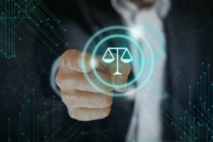 Blockchain uses cases for the legal industry law scale graphic for decentral publishing