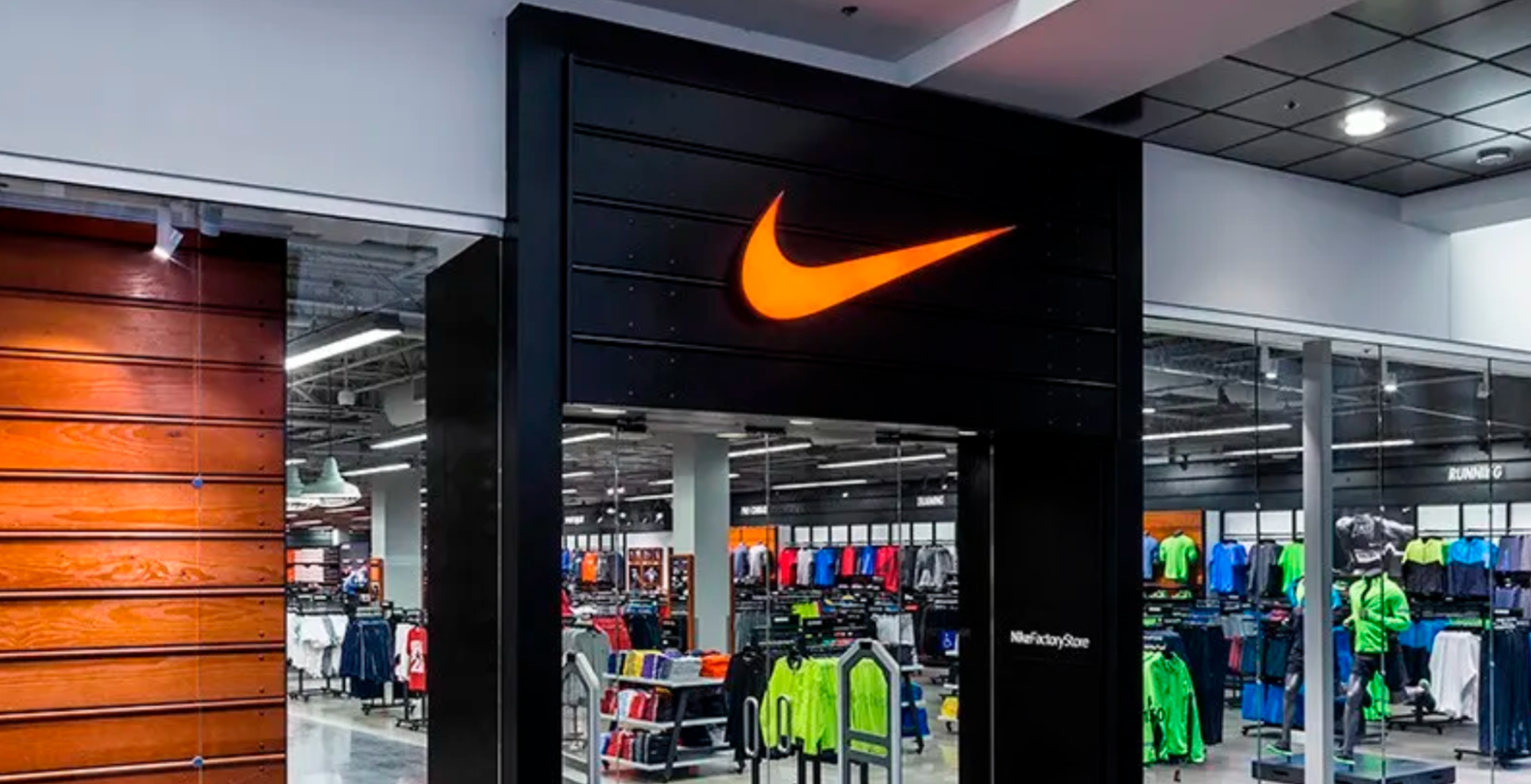 Fashion brands nike storefront for decentral publishing